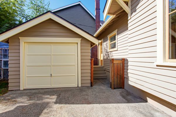 Garage Siding Replacement in Napa